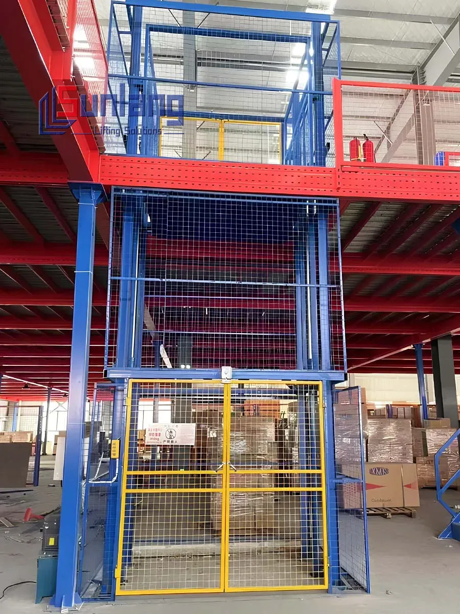Hydraulic cargo elevator designed for mezzanine floor vertical transport.