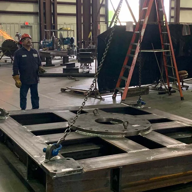 Suitable lifting equipment designed for efficient and safe material handling